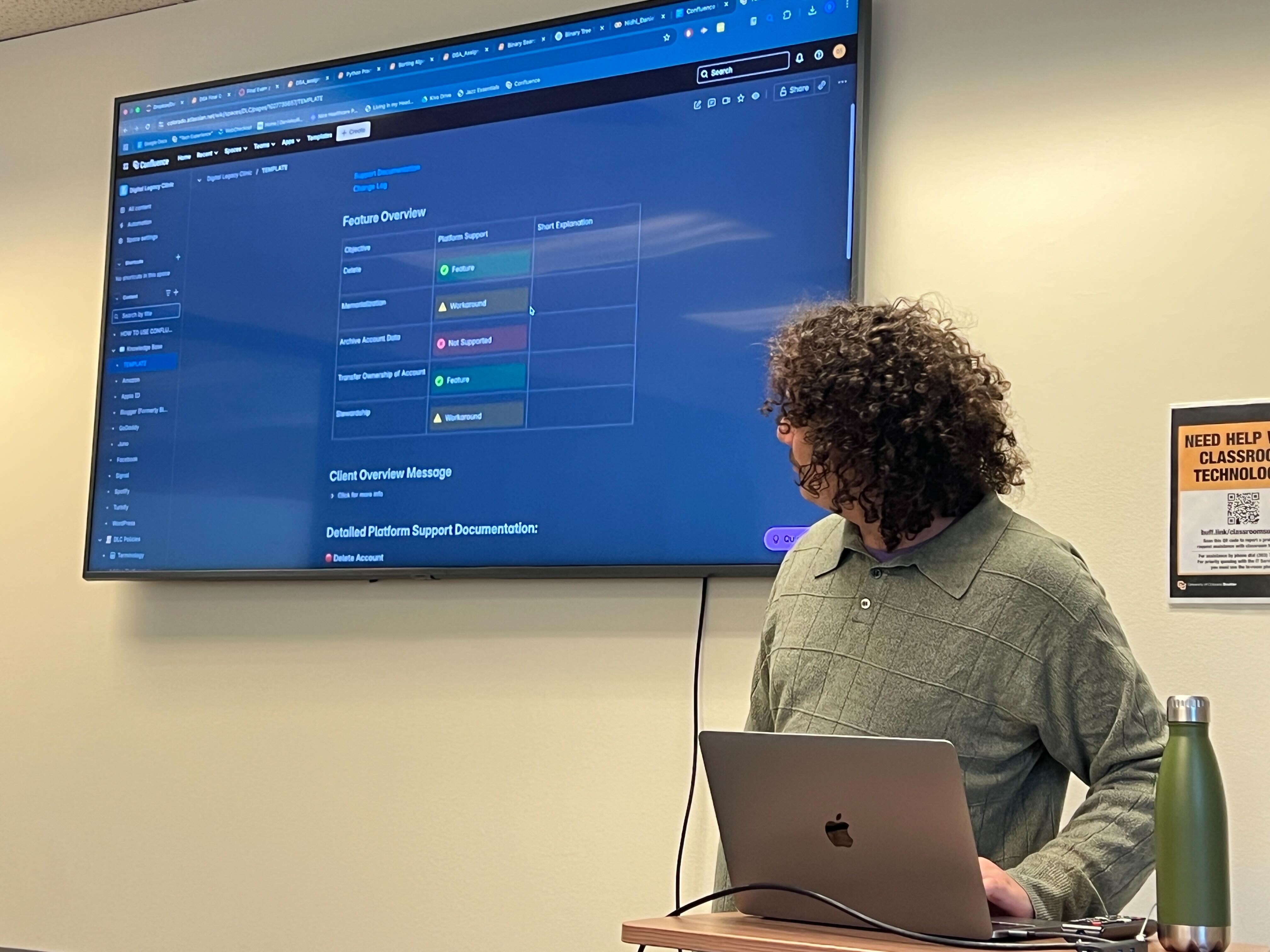 Help Desk Screenshot